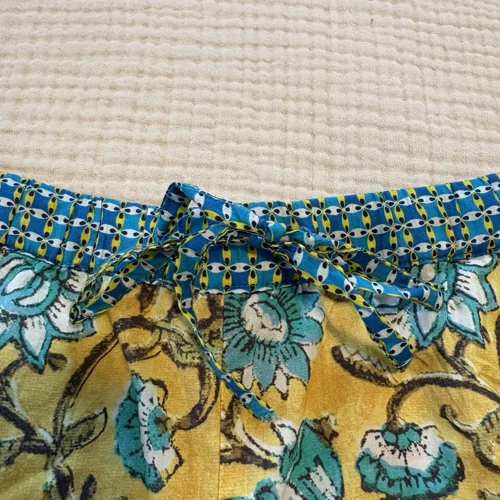 Sundance Printed Shorts Size XL Petite Pull On 100% Cotton Floral Bohemian Beach